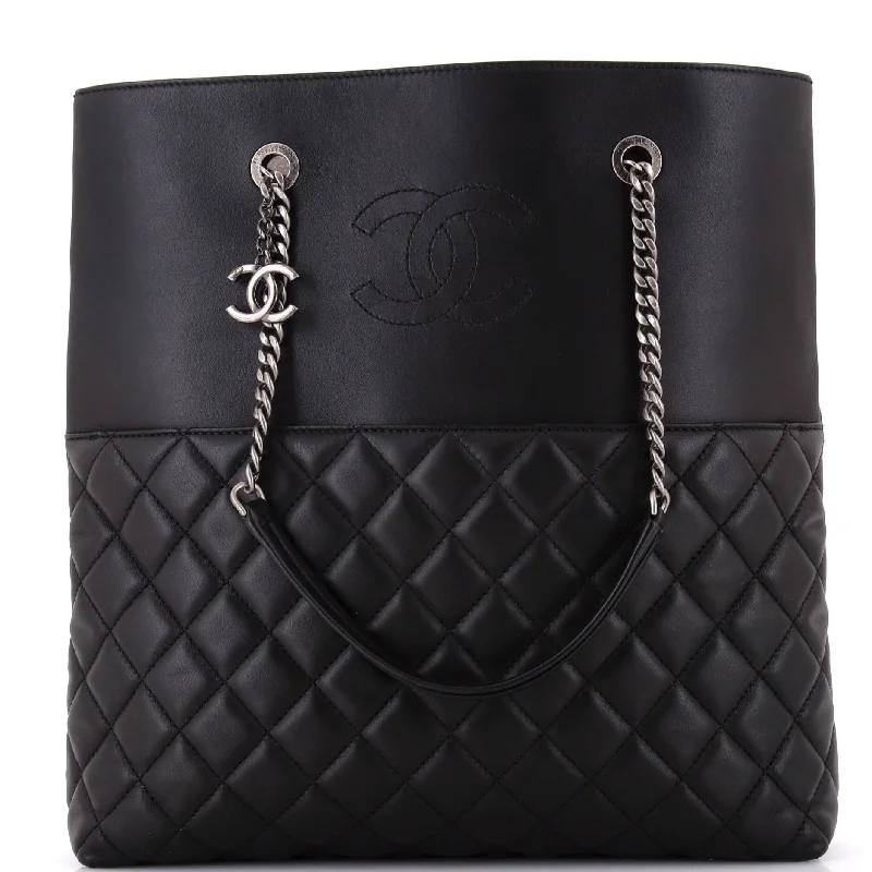 Urban Delight Chain Tote Quilted Lambskin Large