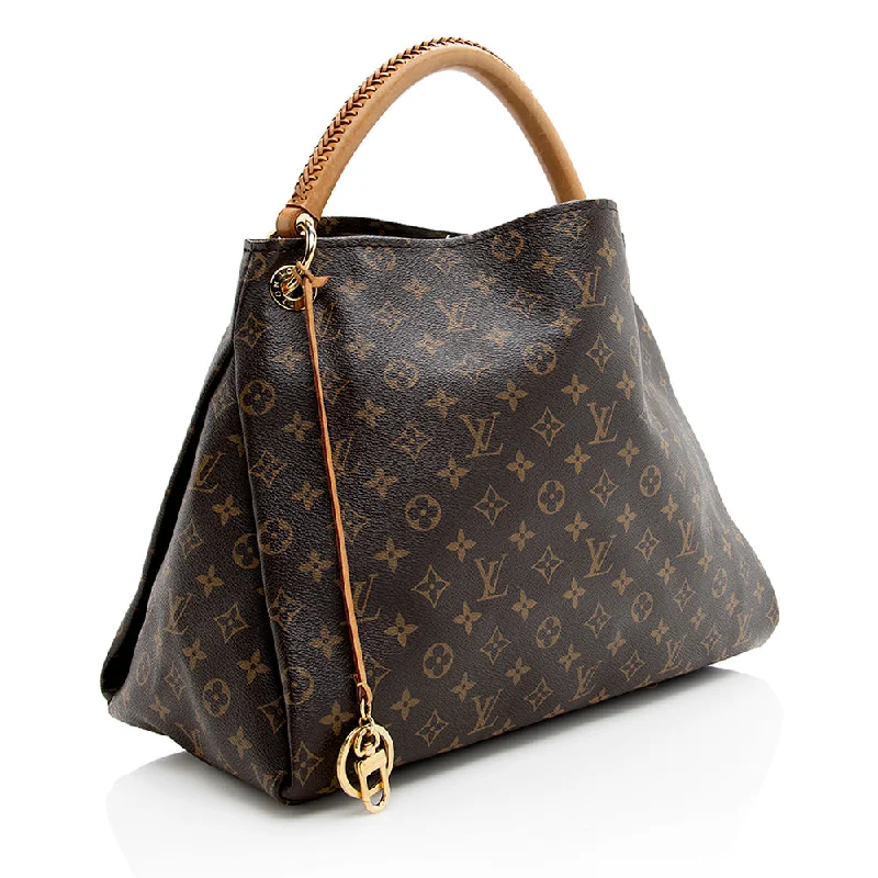 Ladies Louis Vuitton Petite Malle bags with a star - shaped charm for cutenessLouis Vuitton Monogram Canvas Artsy MM Shoulder Bag (19514)