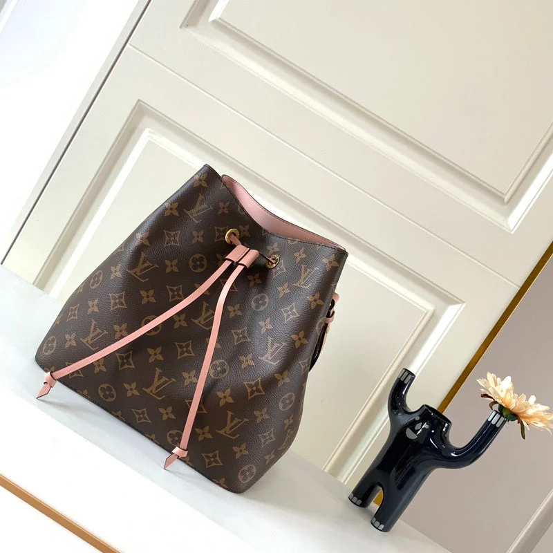 Ladies Louis Vuitton shoulder bags with a magnetic - closure flap for easeBoldCollect - LOUIS VUITTON BAGS - 089