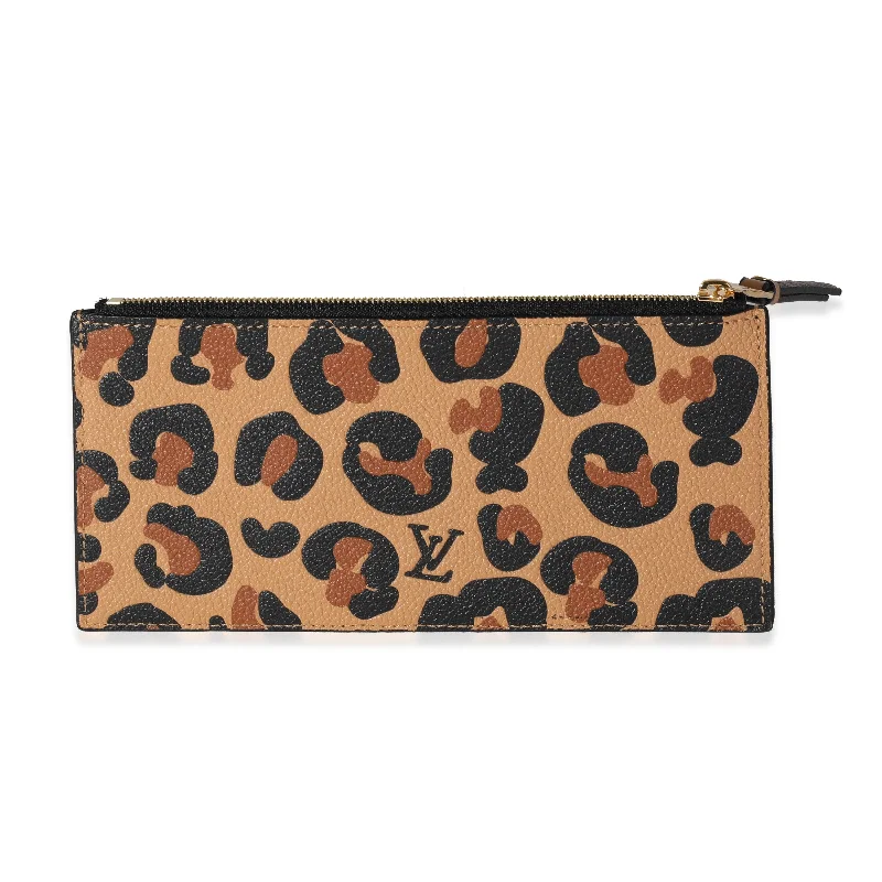 Louis Vuitton handbags with a patent - leather finish for a shiny lookLOUIS VUITTON Animal Print Wild At Heart Felicie Pochette Insert