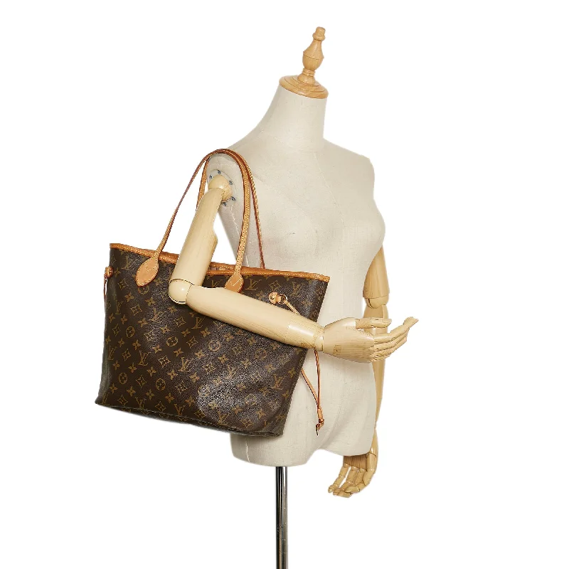 Ladies Louis Vuitton handbags with a detachable coin purse insideLOUIS VUITTON Monogram Neverfull GM Brown