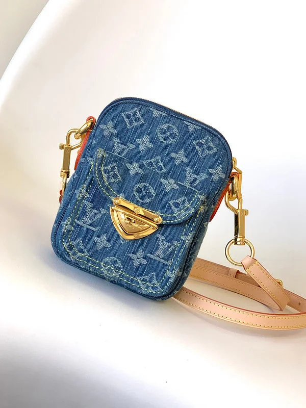 Ladies Louis Vuitton Capucines bags with gold - toned hardwareBoldCollect - LOUIS VUITTON BAGS - 057