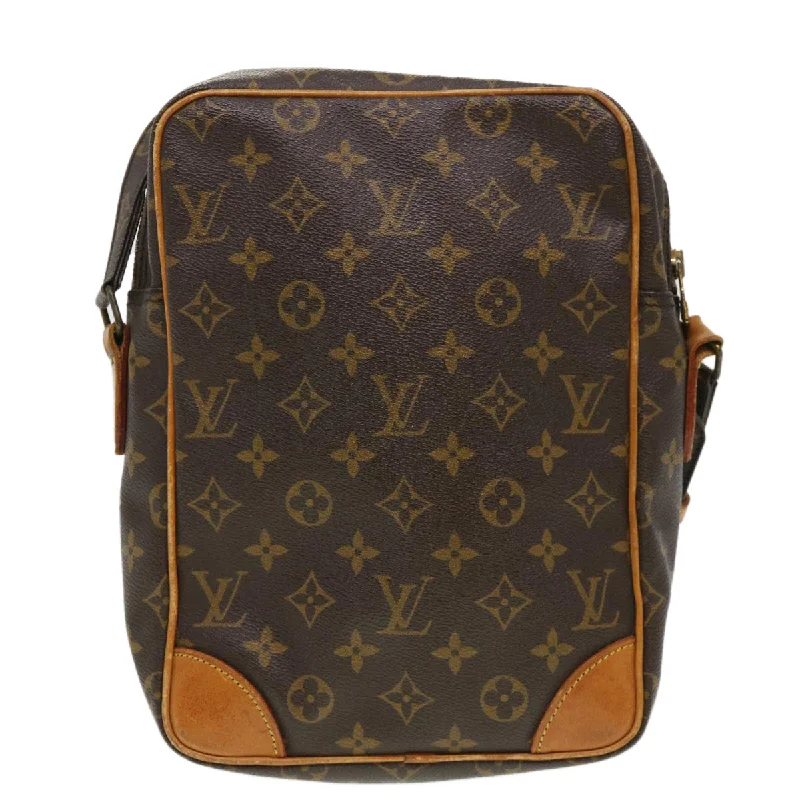 Ladies Louis Vuitton shoulder bags with a wide - width strap for comfortLOUIS VUITTON Monogram Danube MM Shoulder Bag M45264 LV Auth 38871