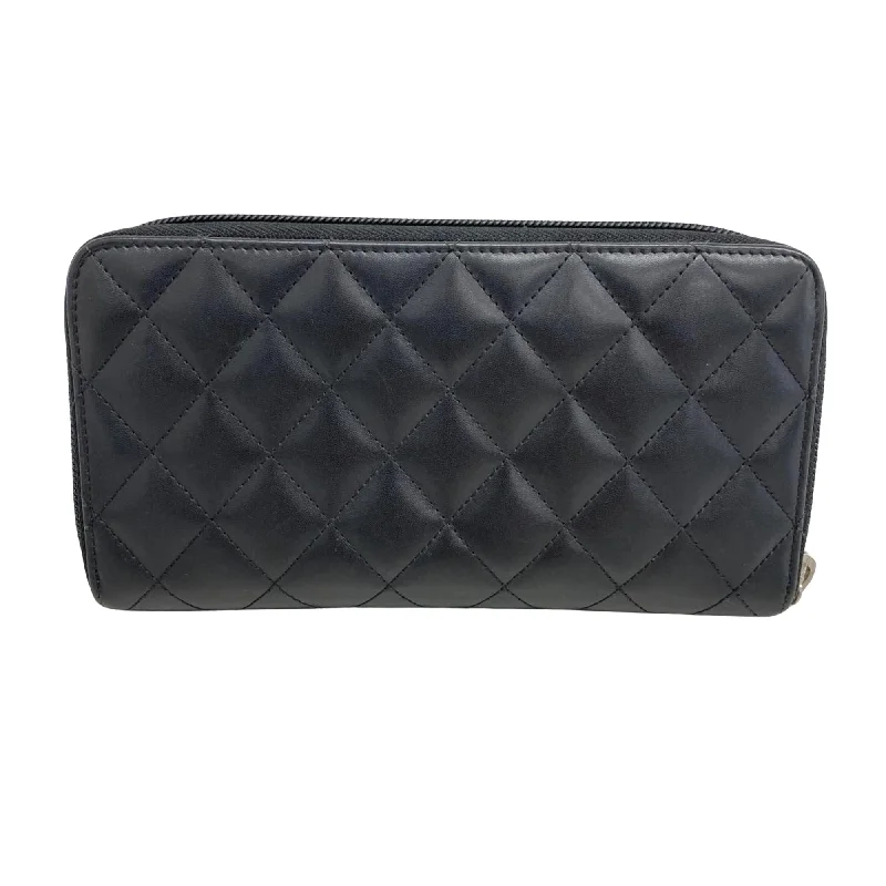 Chanel Classic Flap Bag for Evening PartyCHANEL Cambon line Wallet