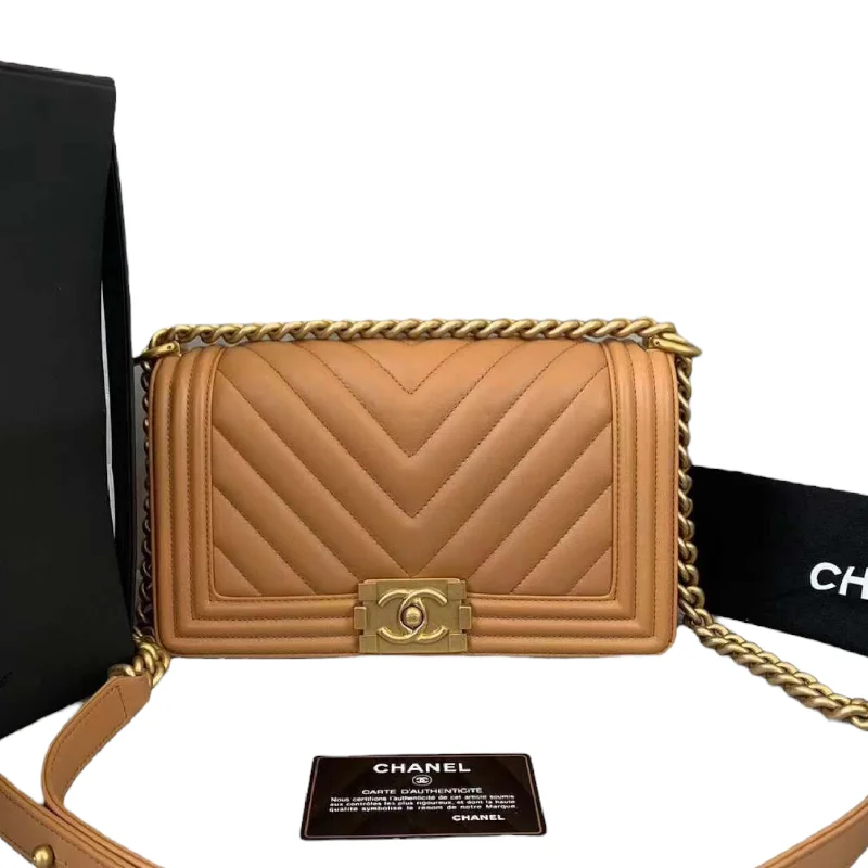 Chanel Handbag with Adjustable Strap for ComfortBoy Old Medium Caramel Calf Chevron GHW