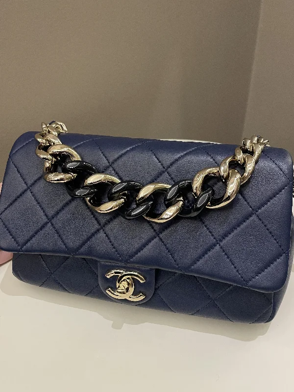 Chanel Chain Strap Handbag for Everyday UseChanel Cc Chain Top Flap Bag Navy Lambskin