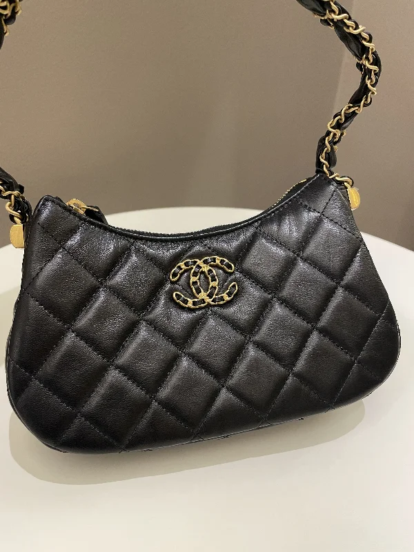 Chanel Medium Tote Bag for Office LadiesChanel 23K Hobo Bag Black Calfskin