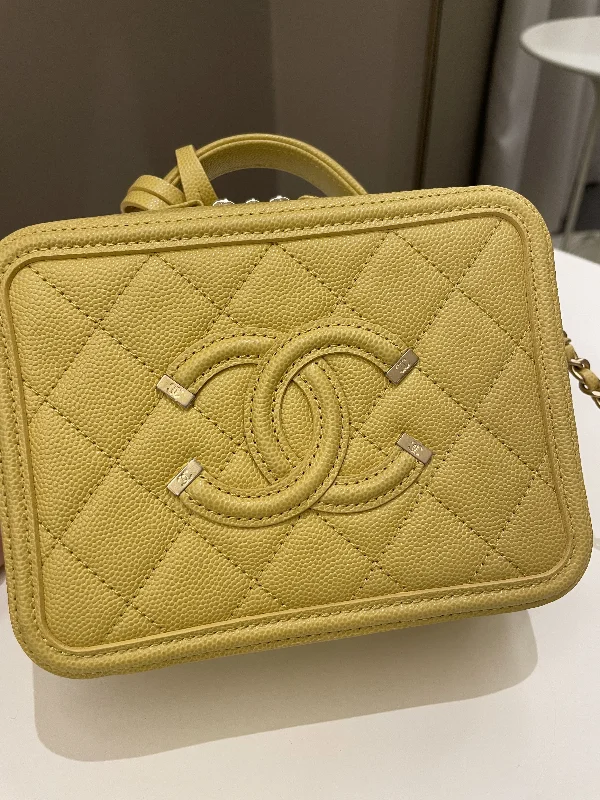 Chanel Designer Handbag with Unique DesignChanel Filigree Vanity Case Yellow Caviar