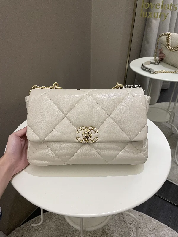 Chanel Lightweight Handbag for Daily ErrandsChanel 19 Flap Bag Beige Lambskin