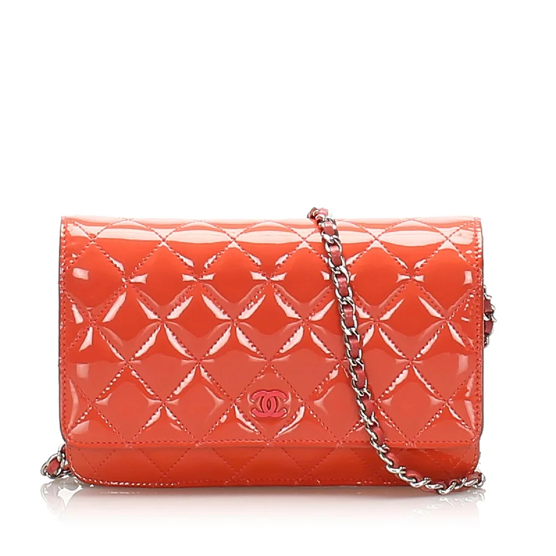 Chanel Classic Flap Bag for Evening PartyCC Timeless Patent Leather Wallet on Chain Red