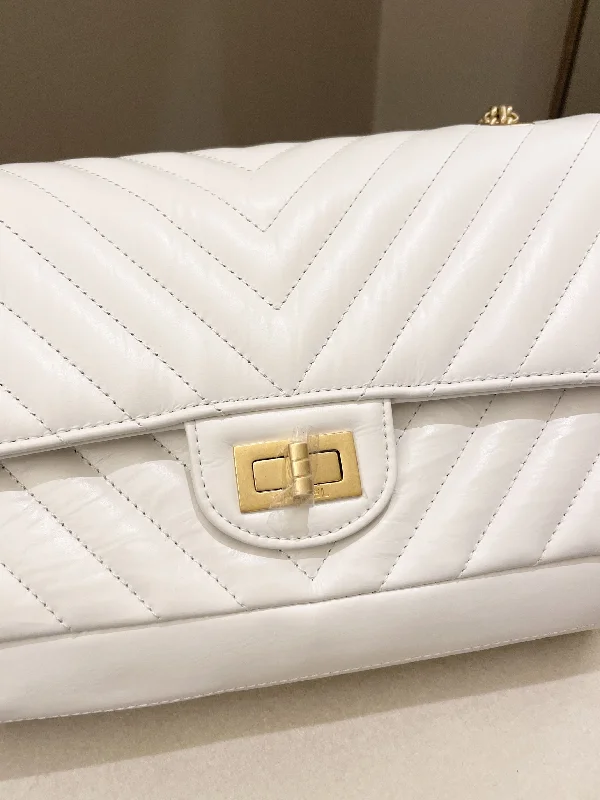 Chanel Small Crossbody Bag for TravelChanel 2.55 225 Chevron Reissue Double Flap White Calfskin