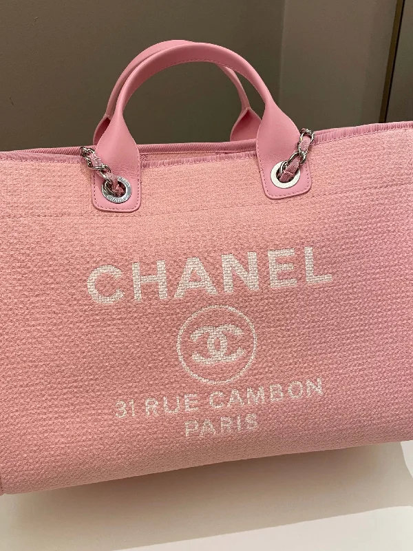 Chanel Classic Flap Bag for Evening PartyChanel Deauville Shopper Tote Pink