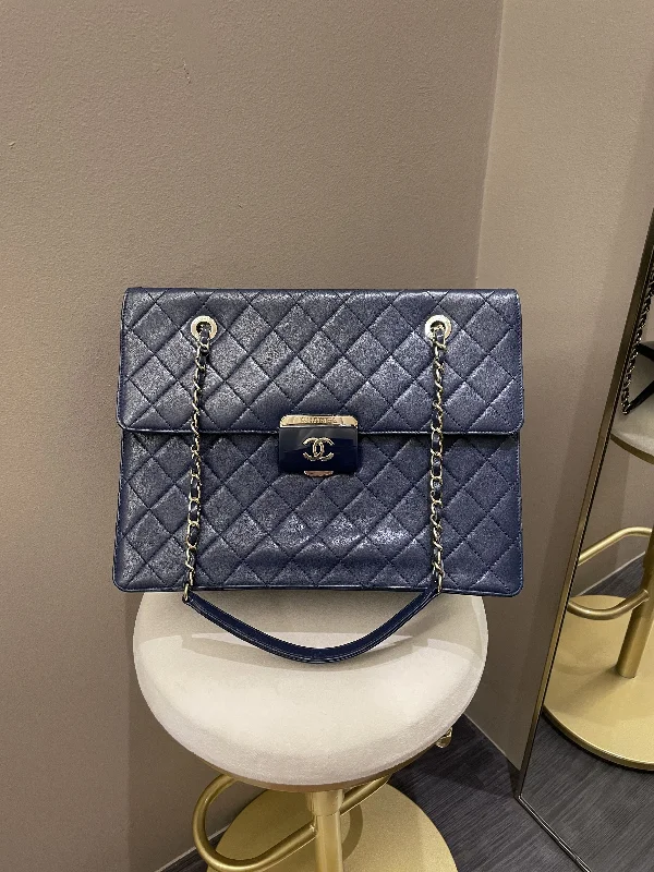 Chanel Colorful Handbag for Spring OutfitsChanel Quilted Large Shopper Tote Blue Grainy Goatskin