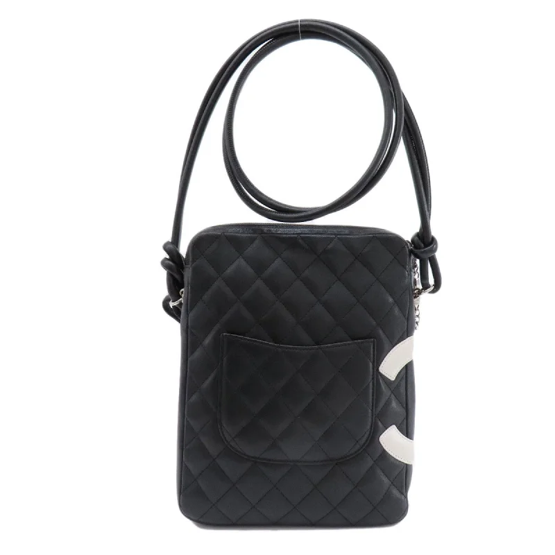 Chanel Quilted Leather Shoulder Bag for FashionistasCHANEL Cambon line Shoulder Bag