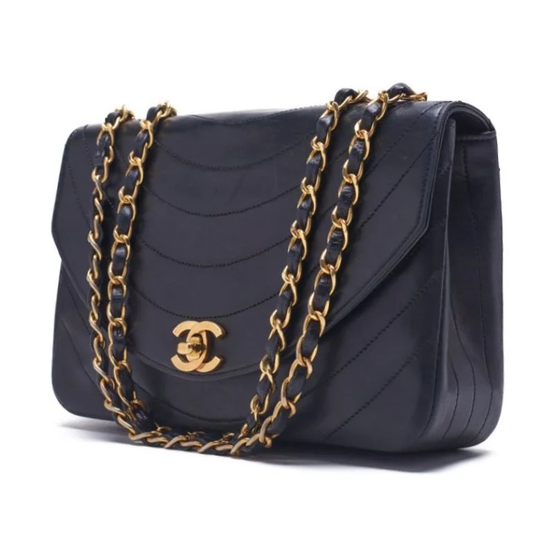 Chanel Quilted Leather Shoulder Bag for FashionistasChanel Border Stitch Round Flap Turnlock Chain Shoulder  Black  Shoulder Bag  Shoulder Bag Ladies Shoulder Bag Hybrid Secondary  Ship] [SS] Dharma Sharma Online