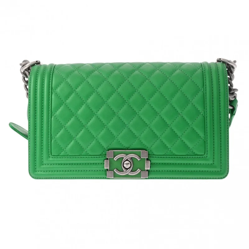 Chanel Vintage Inspired Handbag for Retro LoversCHANEL Boy Chanel Chain Shoulder Bag 25cm Green A67086 Women's Lambskin