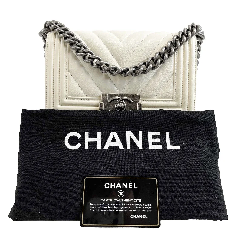 Chanel All - Match Handbag for Versatile StylingCHANEL Boy Flap Chevron Quilted White Shoulder Bag Mini