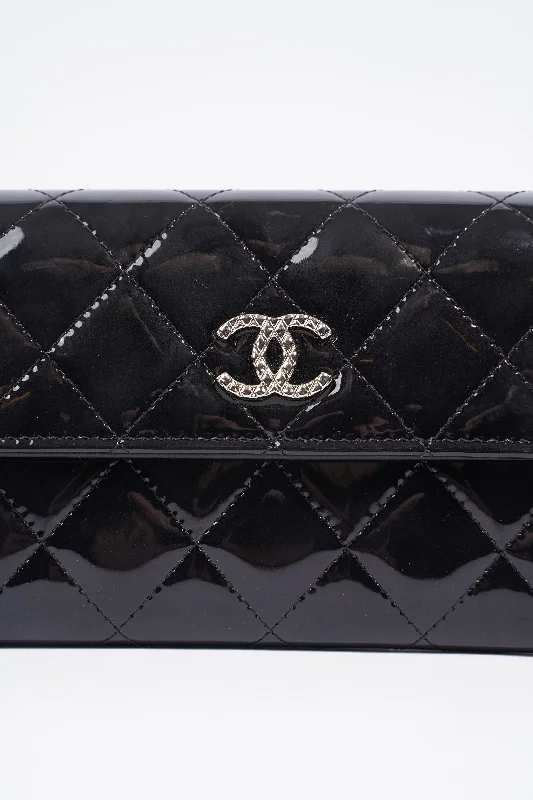 Chanel Medium Tote Bag for Office LadiesChanel Quilted Flap Wallet Black Patent Leather