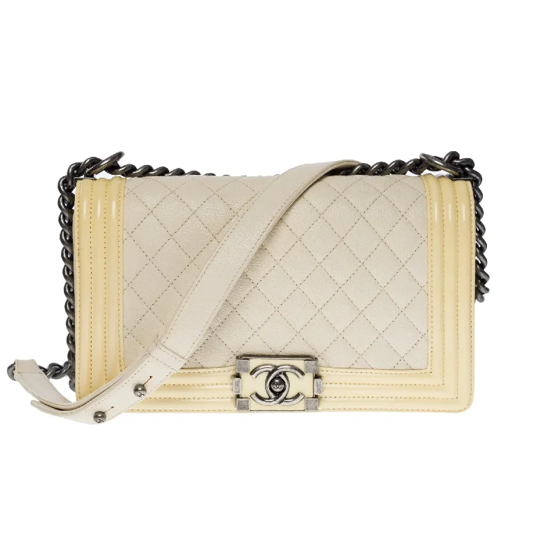 Chanel Designer Handbag with Unique DesignCHANEL Boy medium shoulder bag in beige caviar & Yellow patent leather, SHW