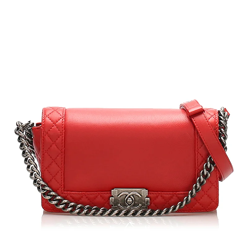 Chanel New Arrival Handbag with Gold HardwareMedium Boy Lambskin Leather Flap Bag Red SHW